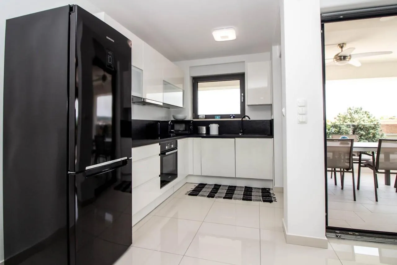 Luxury Apartment Luna Vantacici